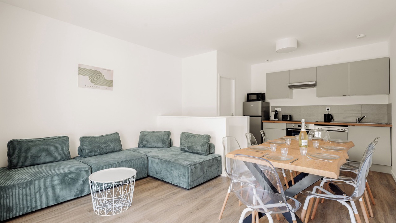 Photo of Others in Decines-Charpieu