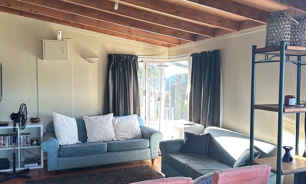 Photo of Livingroom in Pataua