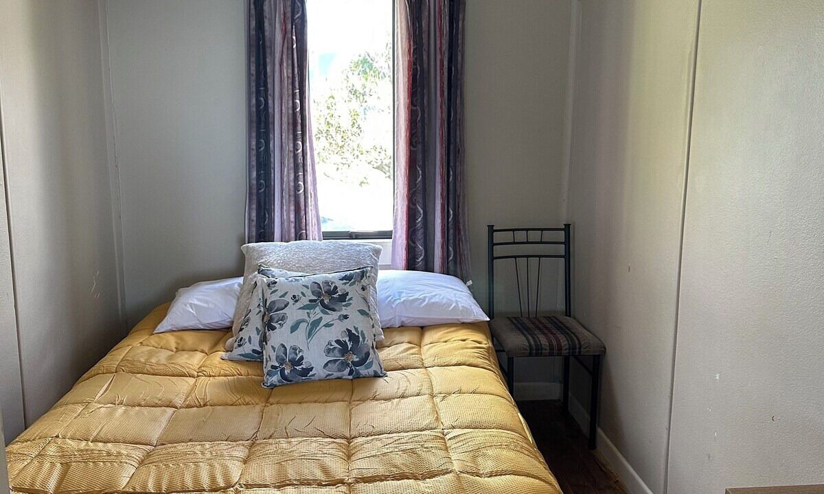 Photo of Bedroom in Pataua