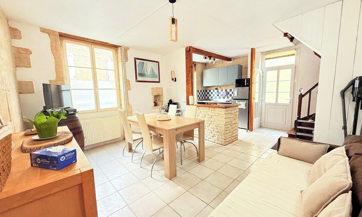 Photo of Livingroom in Lion-sur-Mer