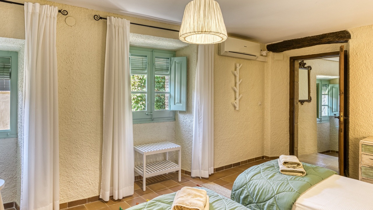 Photo of Bedroom in Peratallada
