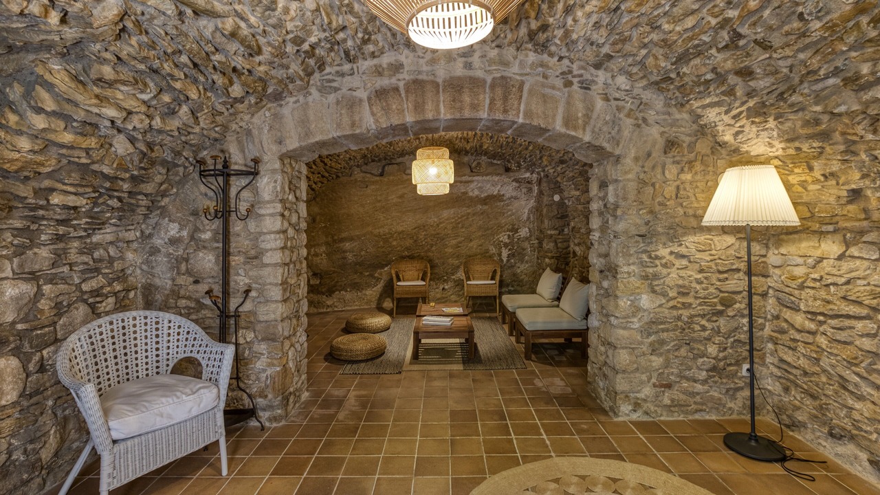 Photo of Others in Peratallada