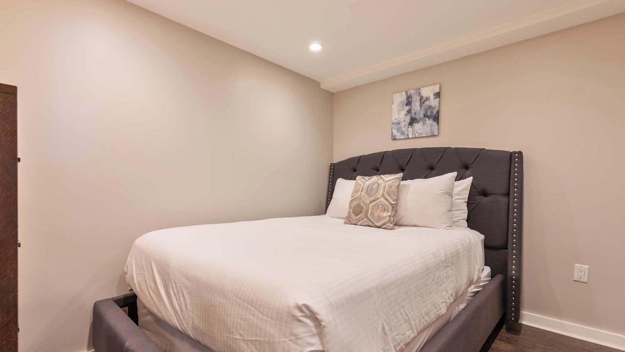 Photo of Bedroom in North End