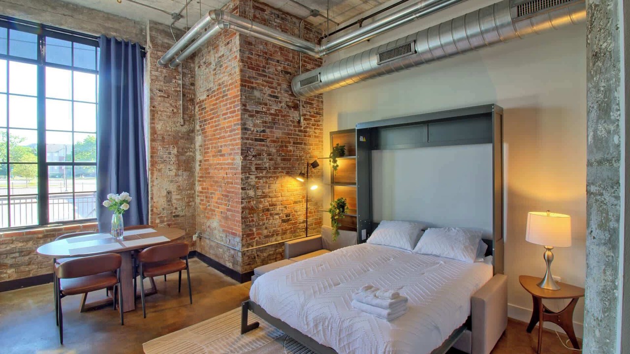 Photo of Bedroom in Midtown