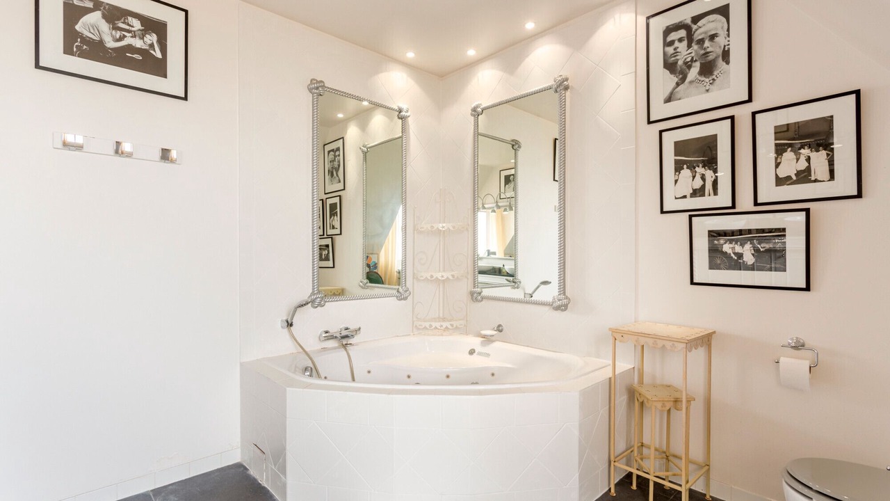 Photo of Bathroom in Trouville-la-Haule