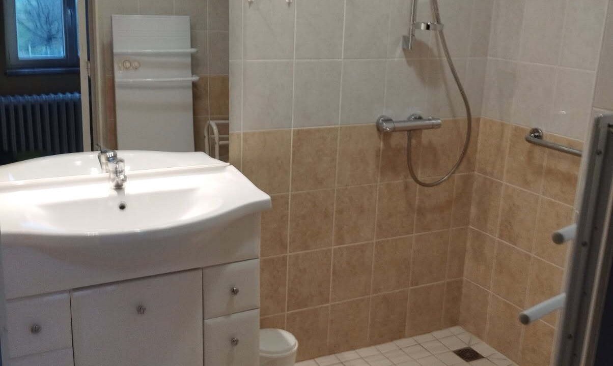 Photo of Bathroom in Coutouvre
