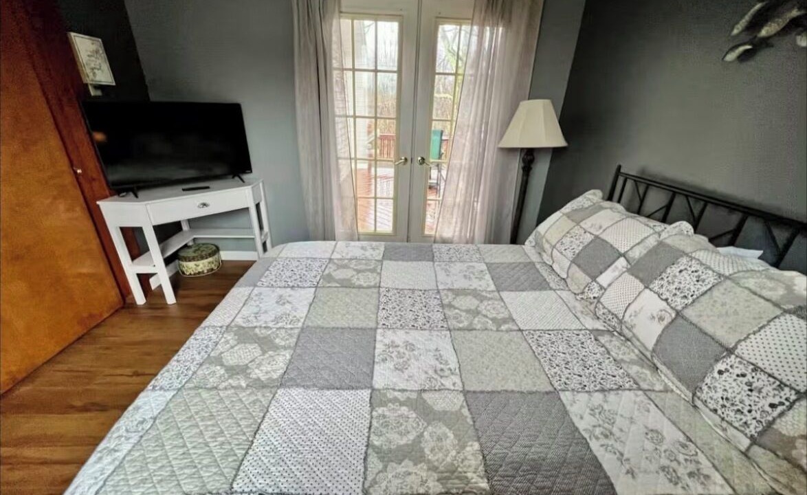 Photo of Bedroom in Bowers