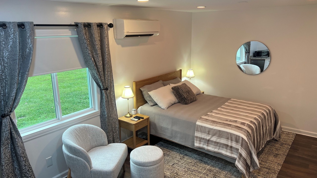 Photo of Bedroom in Stokes