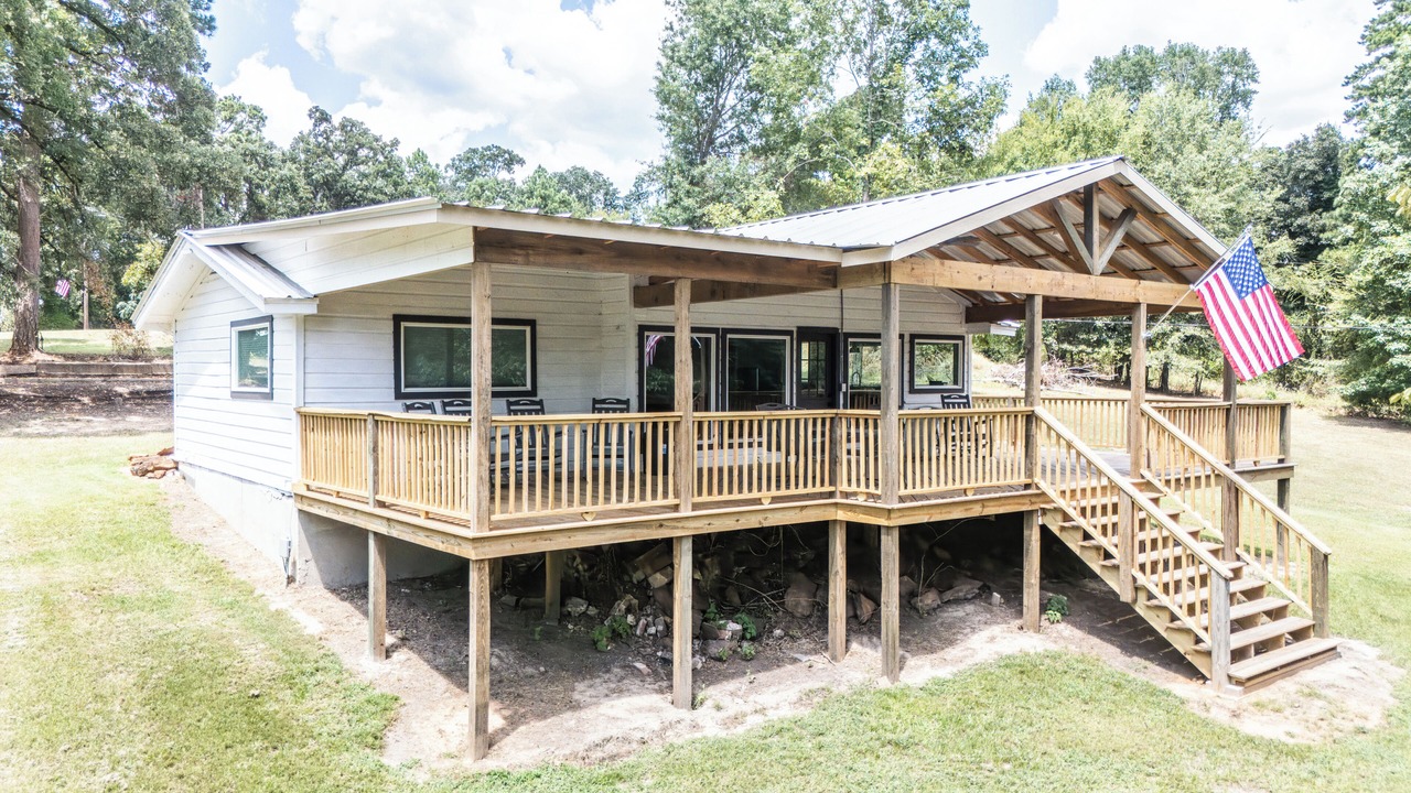 Photo of Outdoor in Avinger