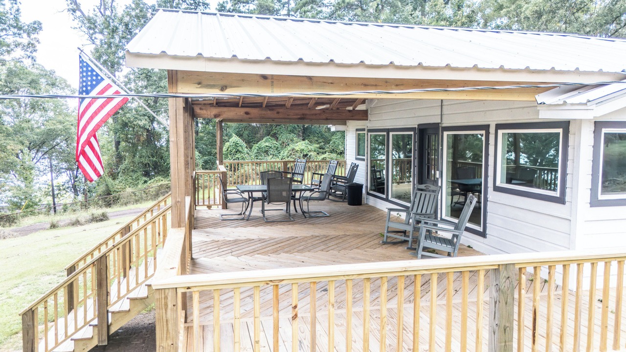 Photo of Outdoor in Avinger