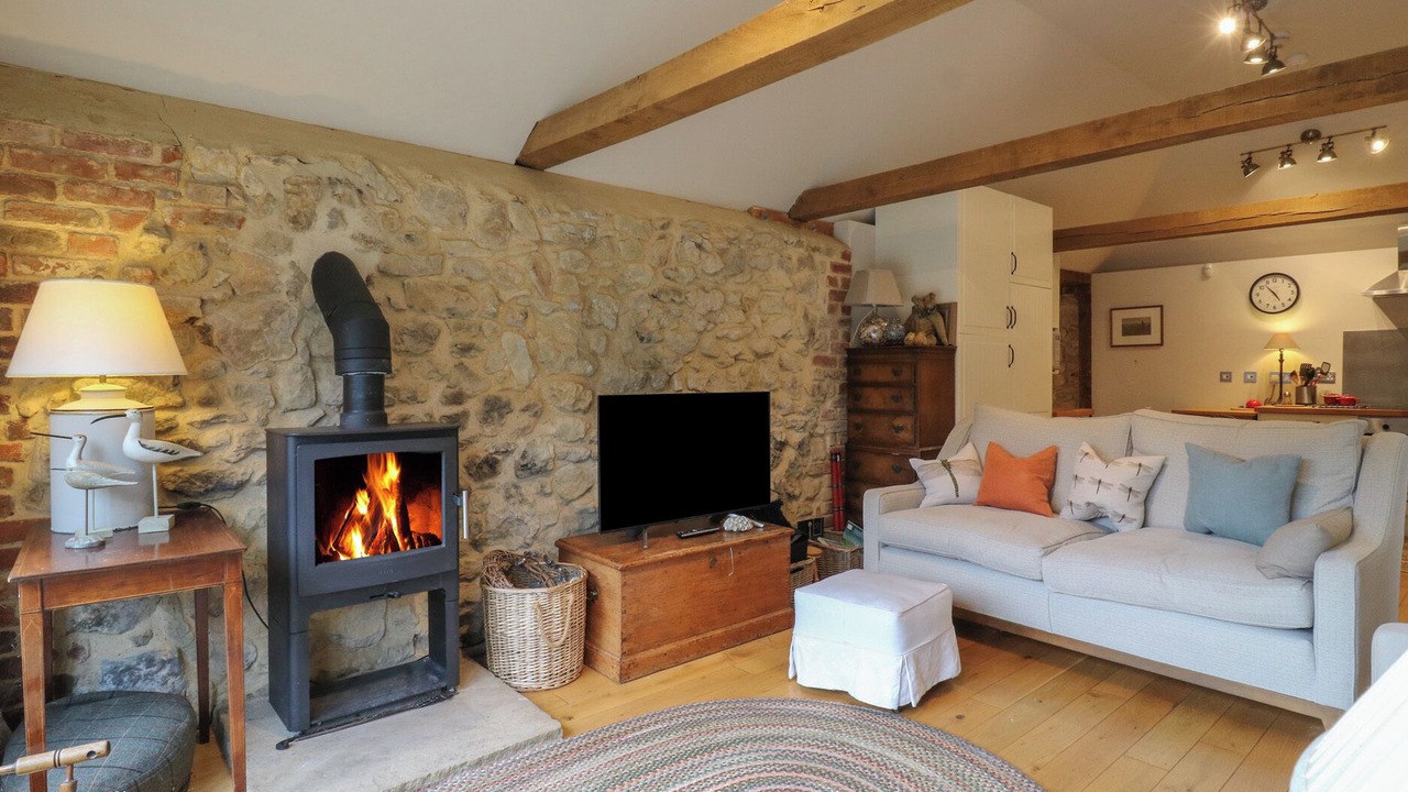 Photo of Livingroom in Five Oak Green