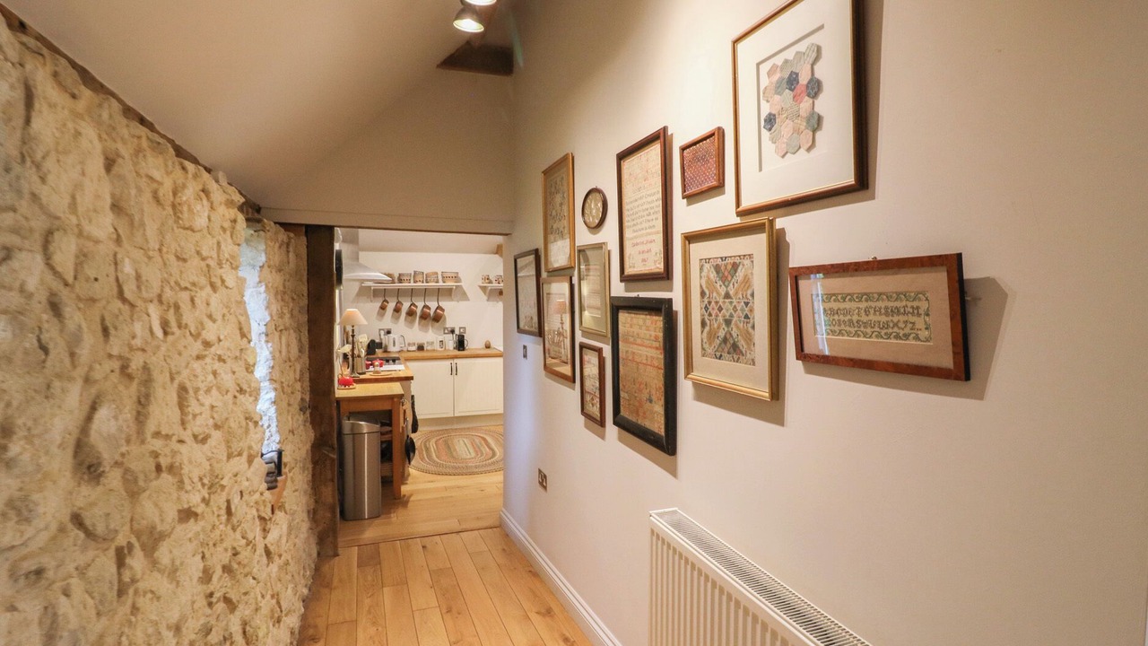 Photo of Others in Five Oak Green