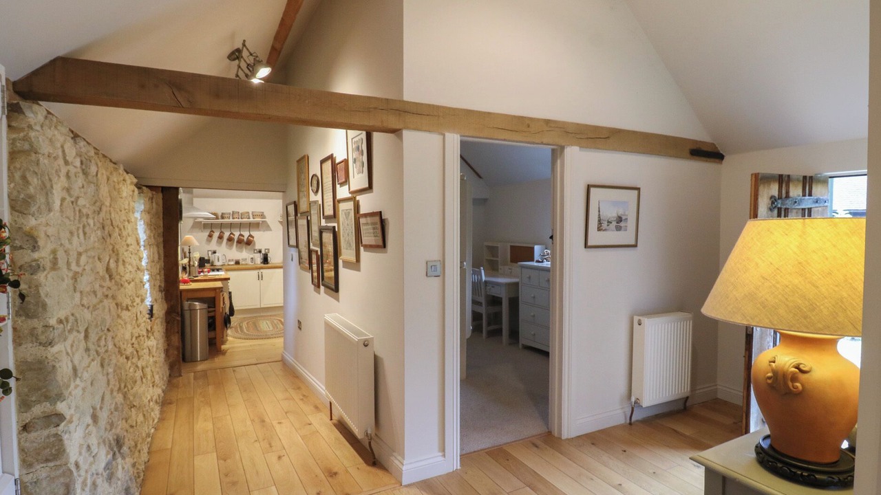 Photo of Others in Five Oak Green