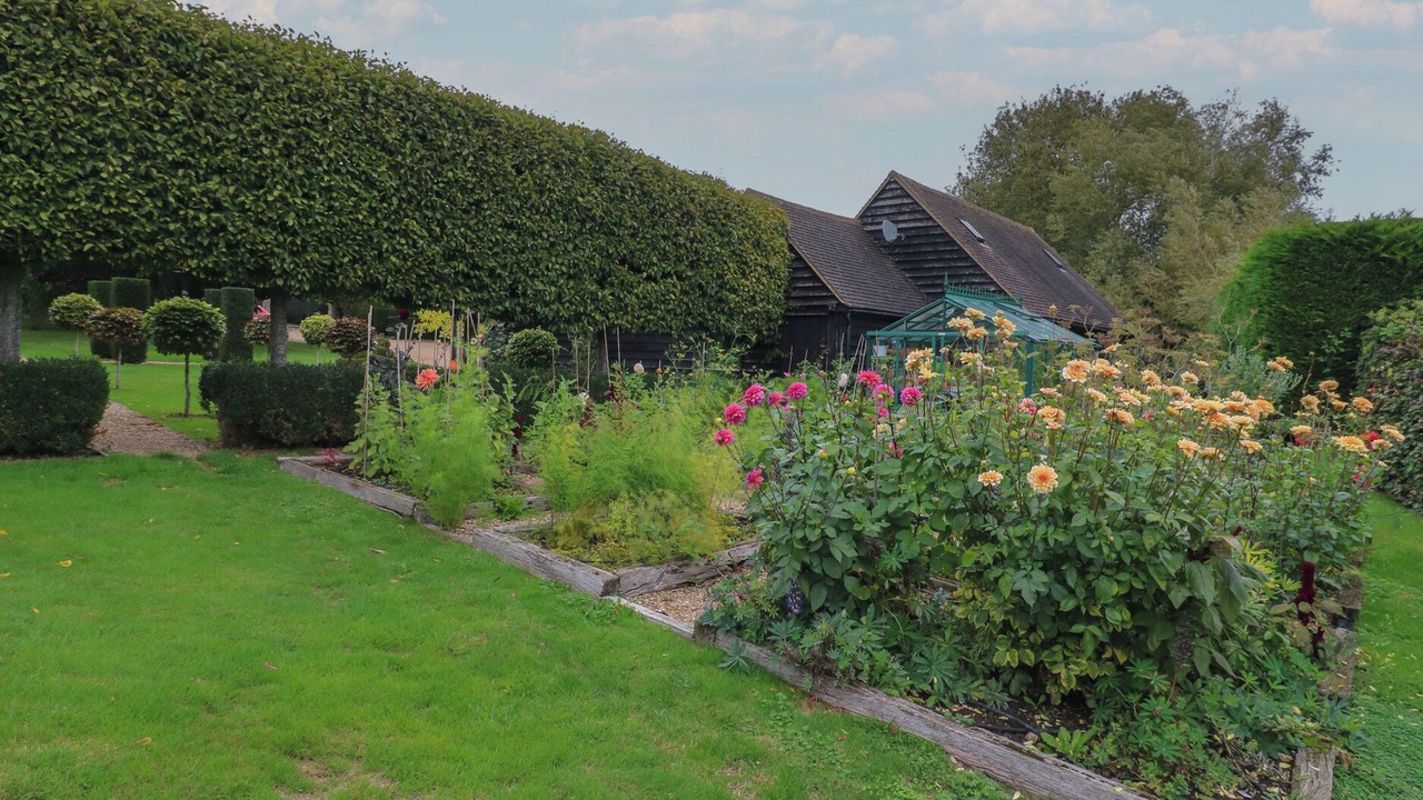 Photo of Outdoor in Five Oak Green