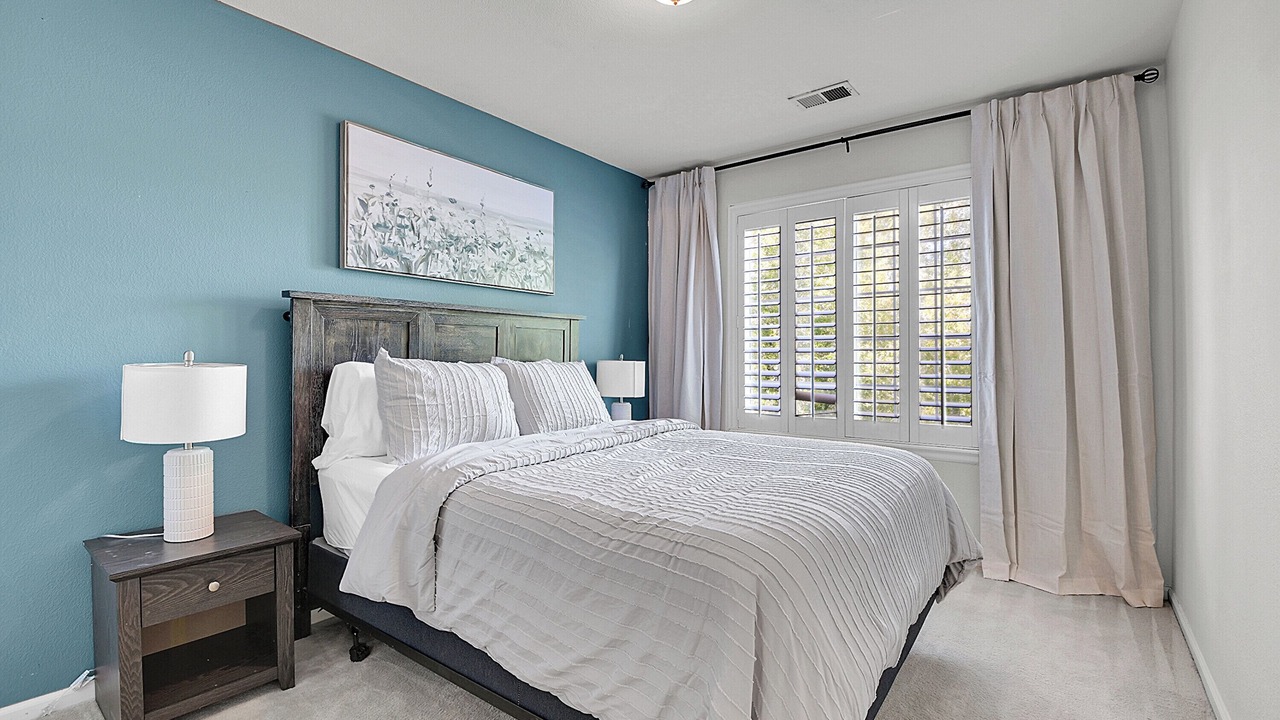 Photo of Bedroom in Dupont