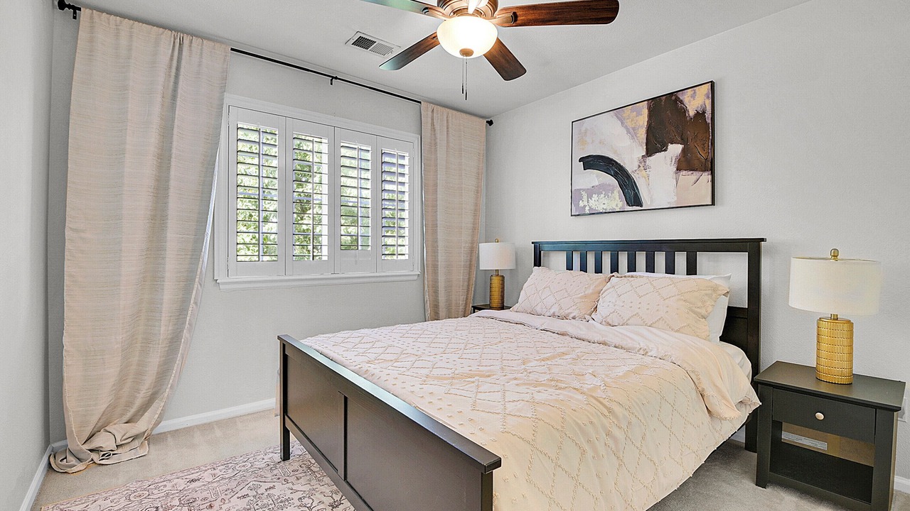 Photo of Bedroom in Dupont