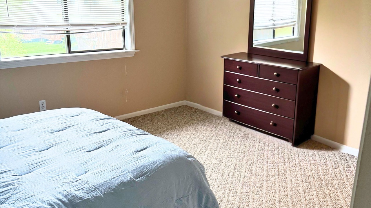 Photo of Bedroom in Newington
