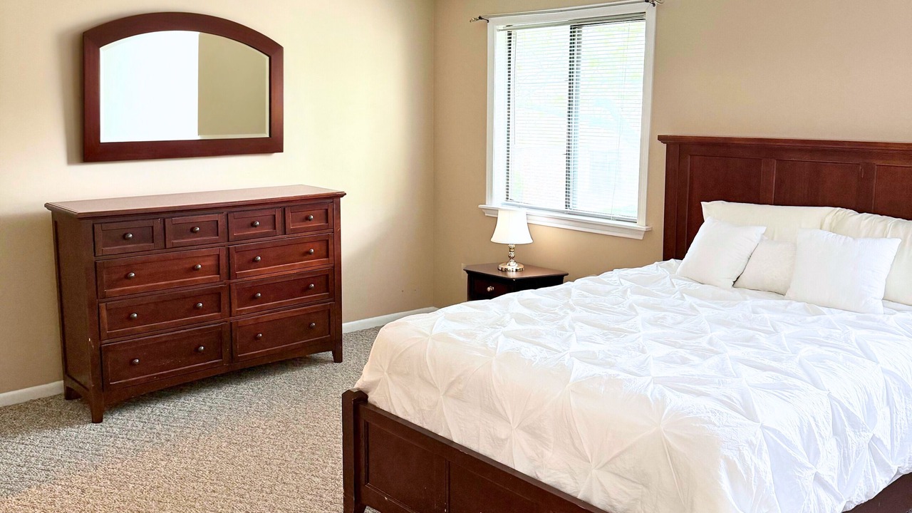 Photo of Bedroom in Newington
