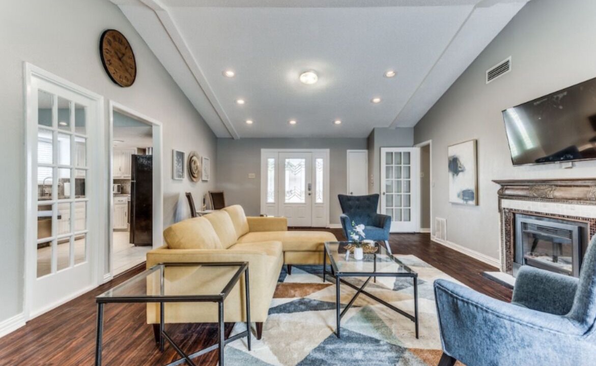 Photo of Livingroom in Richardson