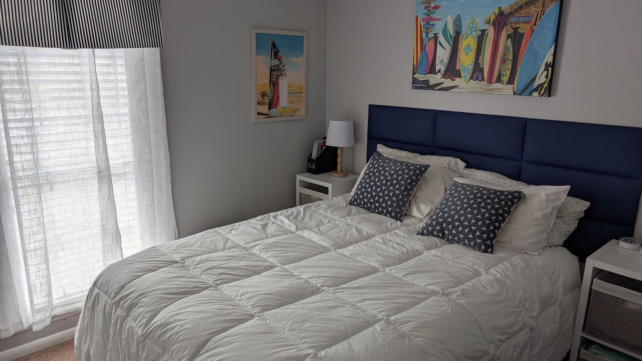Photo of Bedroom in North Austin Civic Association