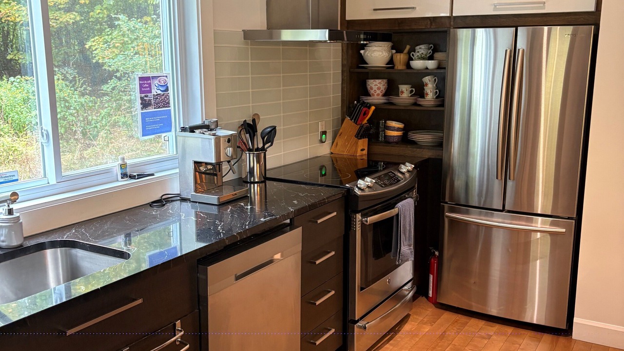 Photo of Kitchen in Lac-Brome