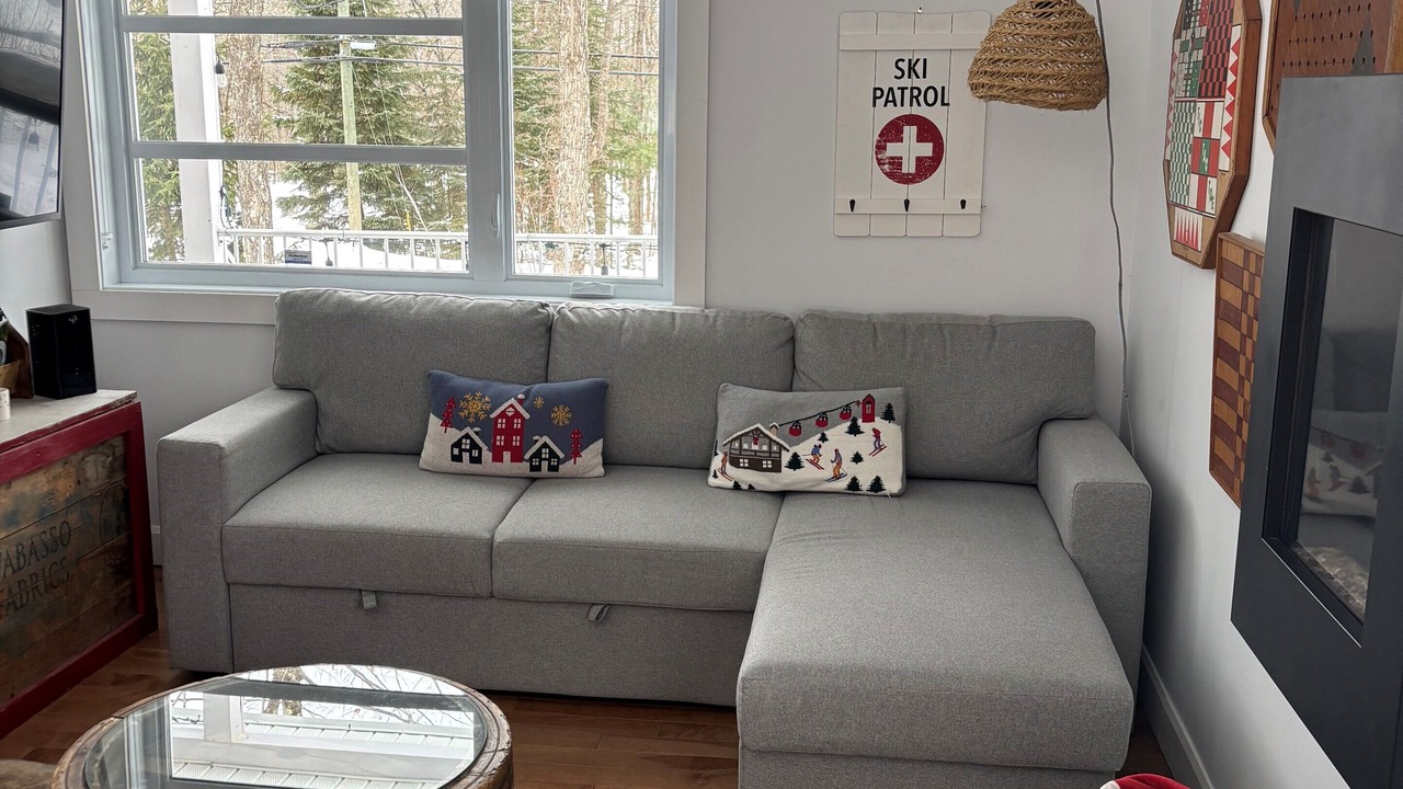 Photo of Livingroom in Lac-Brome