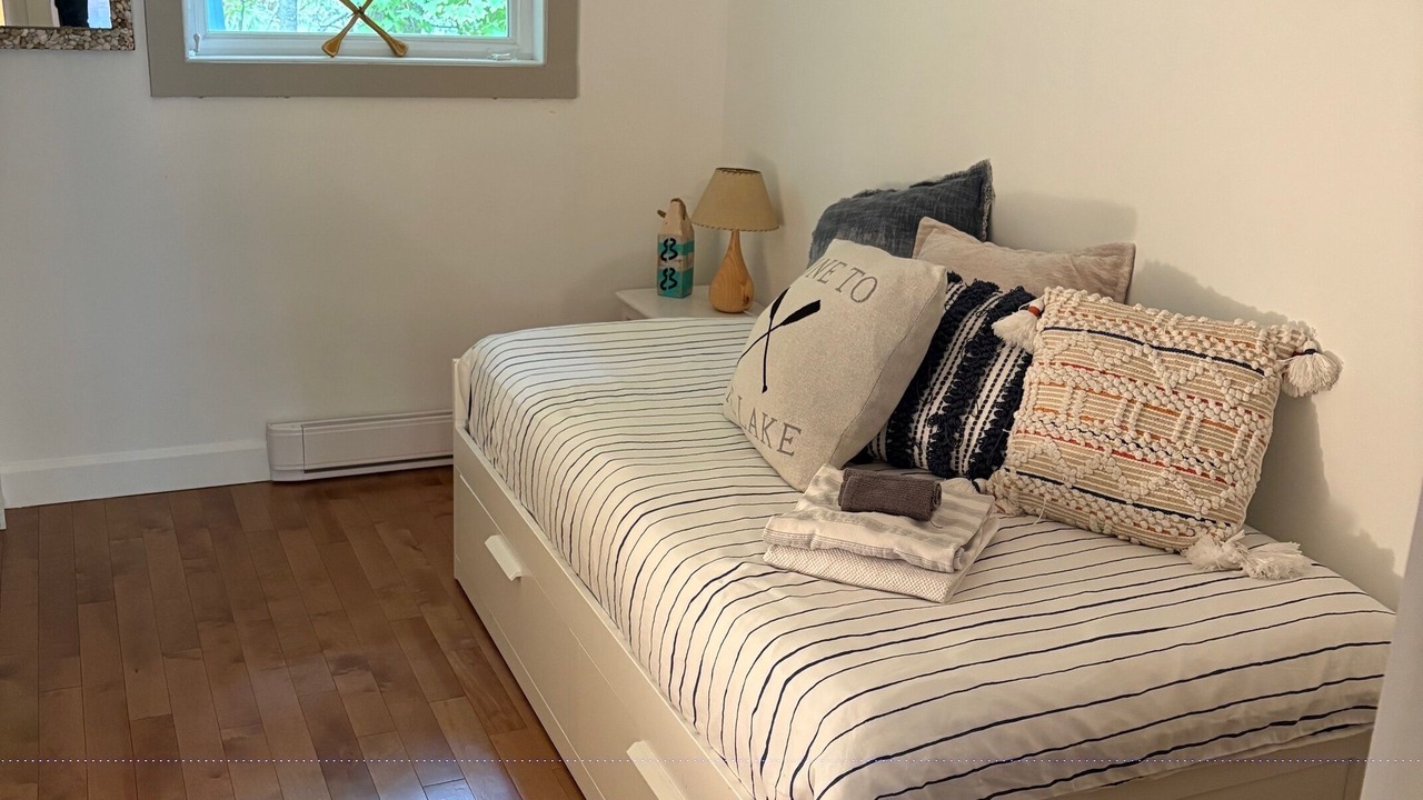 Photo of Bedroom in Lac-Brome