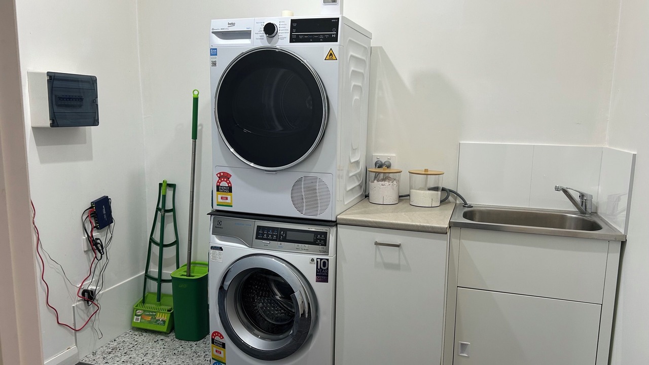 Photo of Others in Tascott