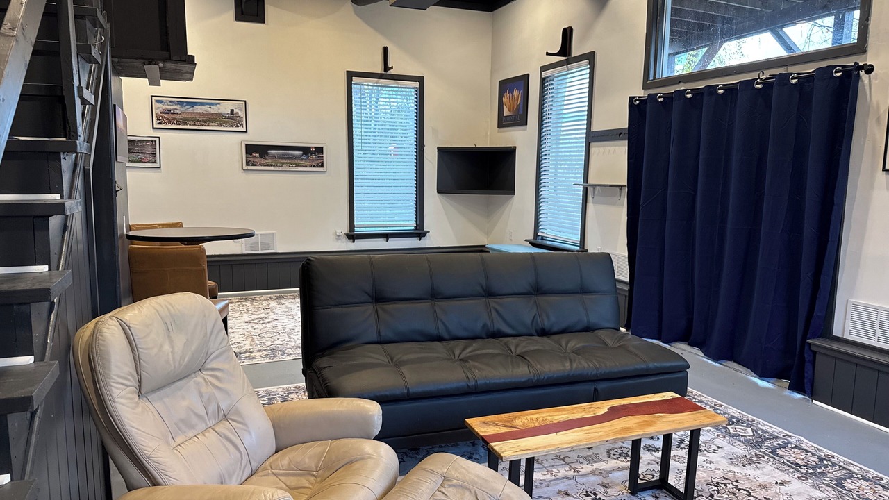Photo of Livingroom in Fort Edward