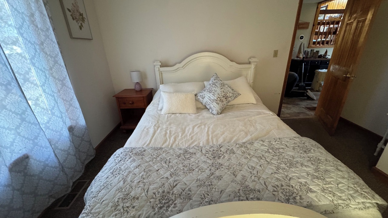 Photo of Bedroom in Fort Edward