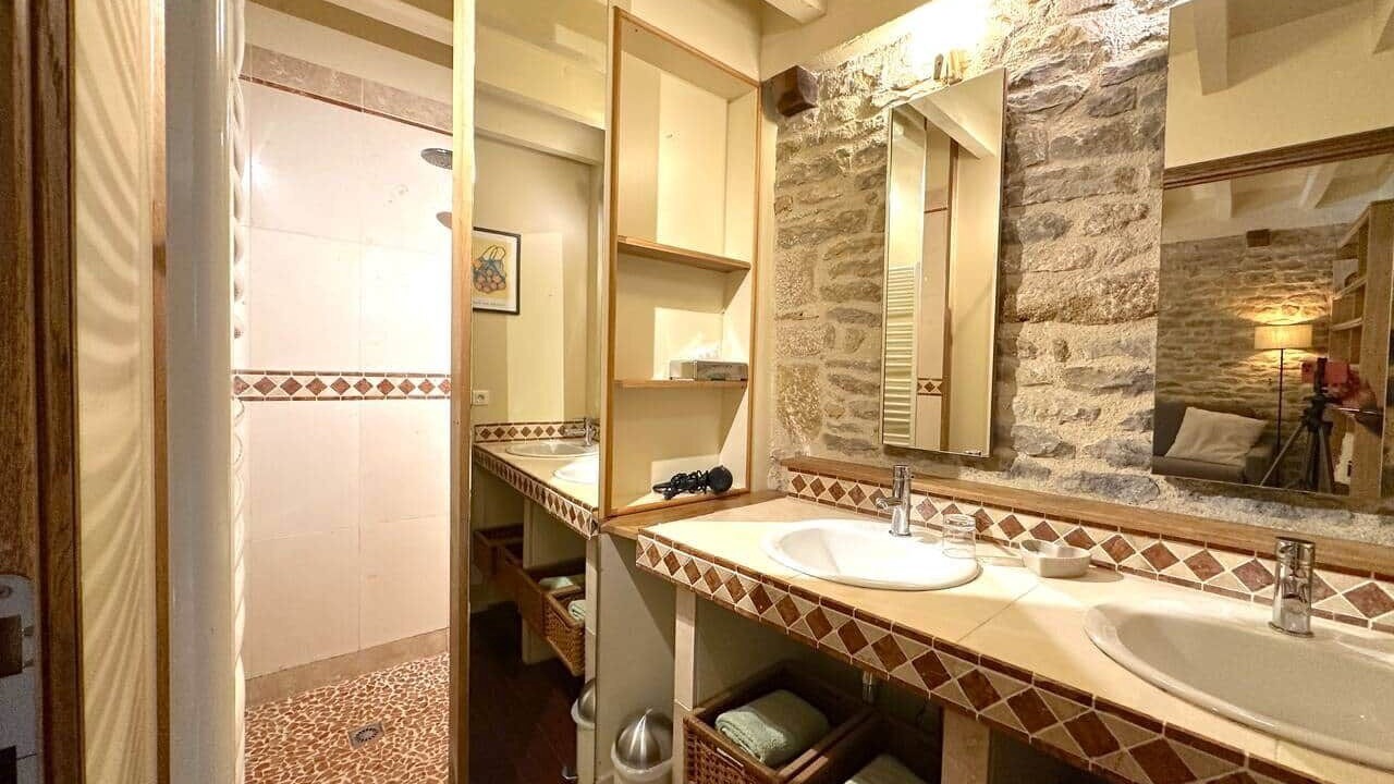 Photo of Bathroom in Montoillot