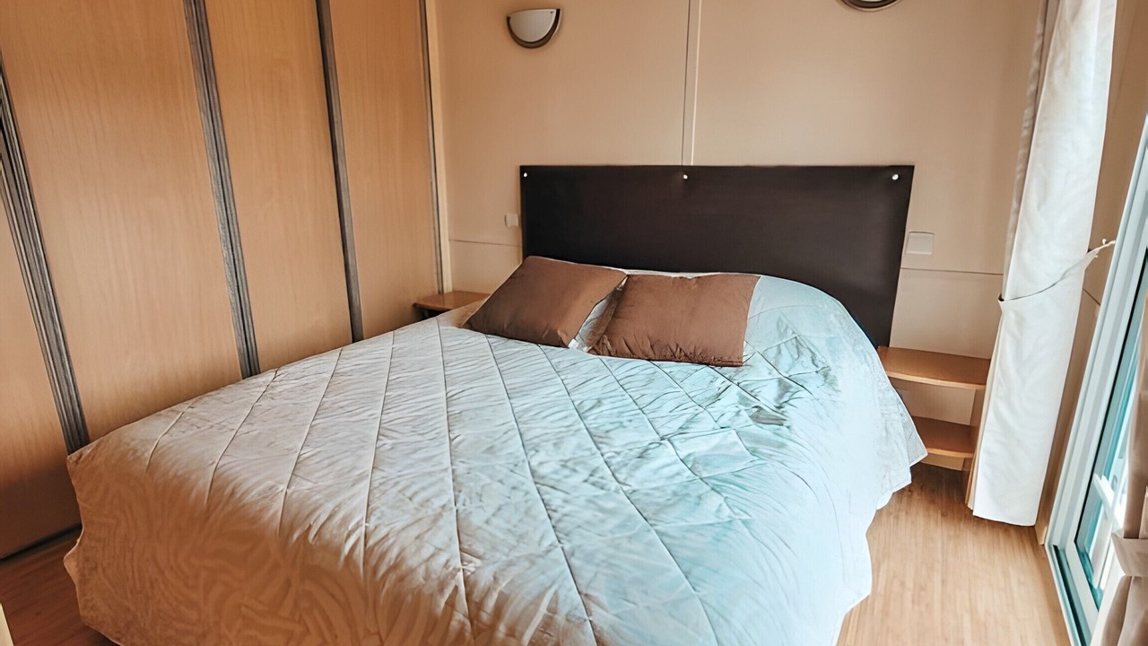 Photo of Bedroom in Caurel