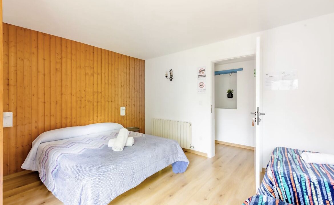 Photo of Bedroom in Oros Bajo