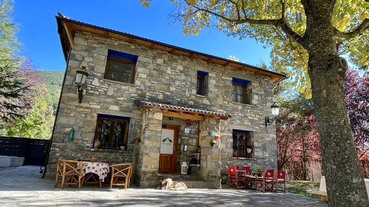 Photo of Outdoor in Oros Bajo