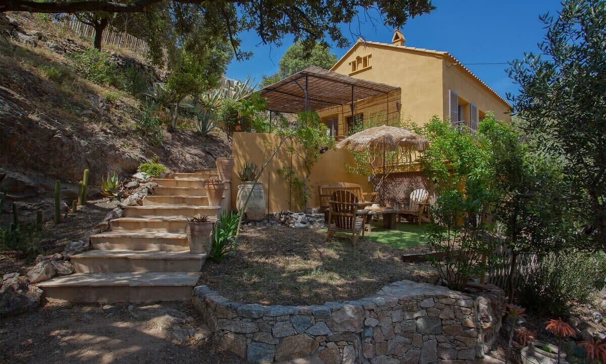 Photo of Outdoor in Palasca