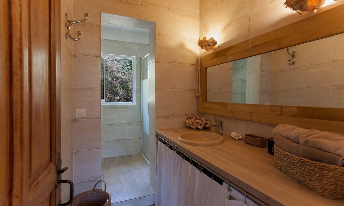 Photo of Bathroom in Palasca