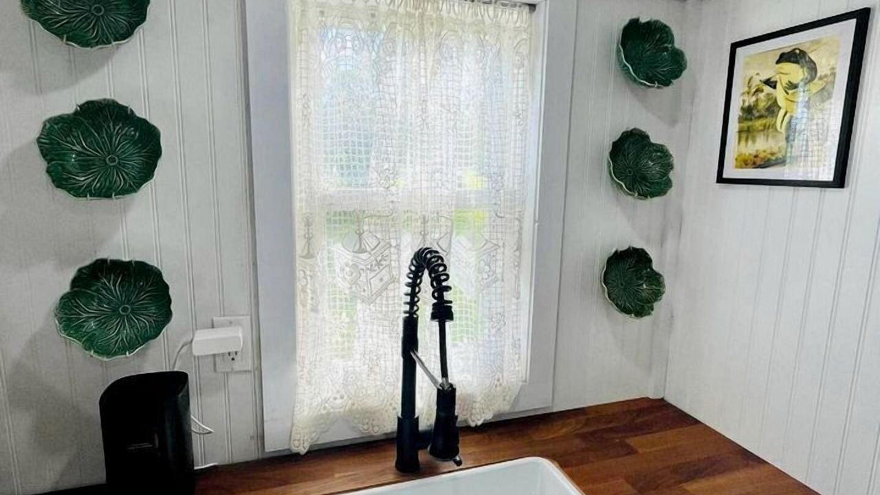 Photo of Bathroom in Alvin