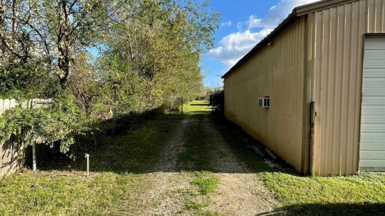 Photo of Outdoor in Alvin