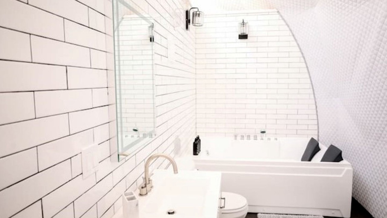 Photo of Bathroom in Eureka Springs