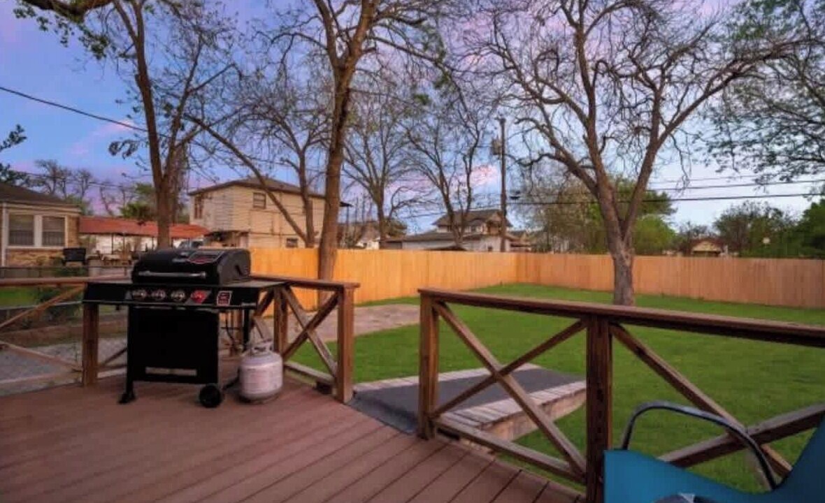 Photo of Patio Balcony in Highland Park