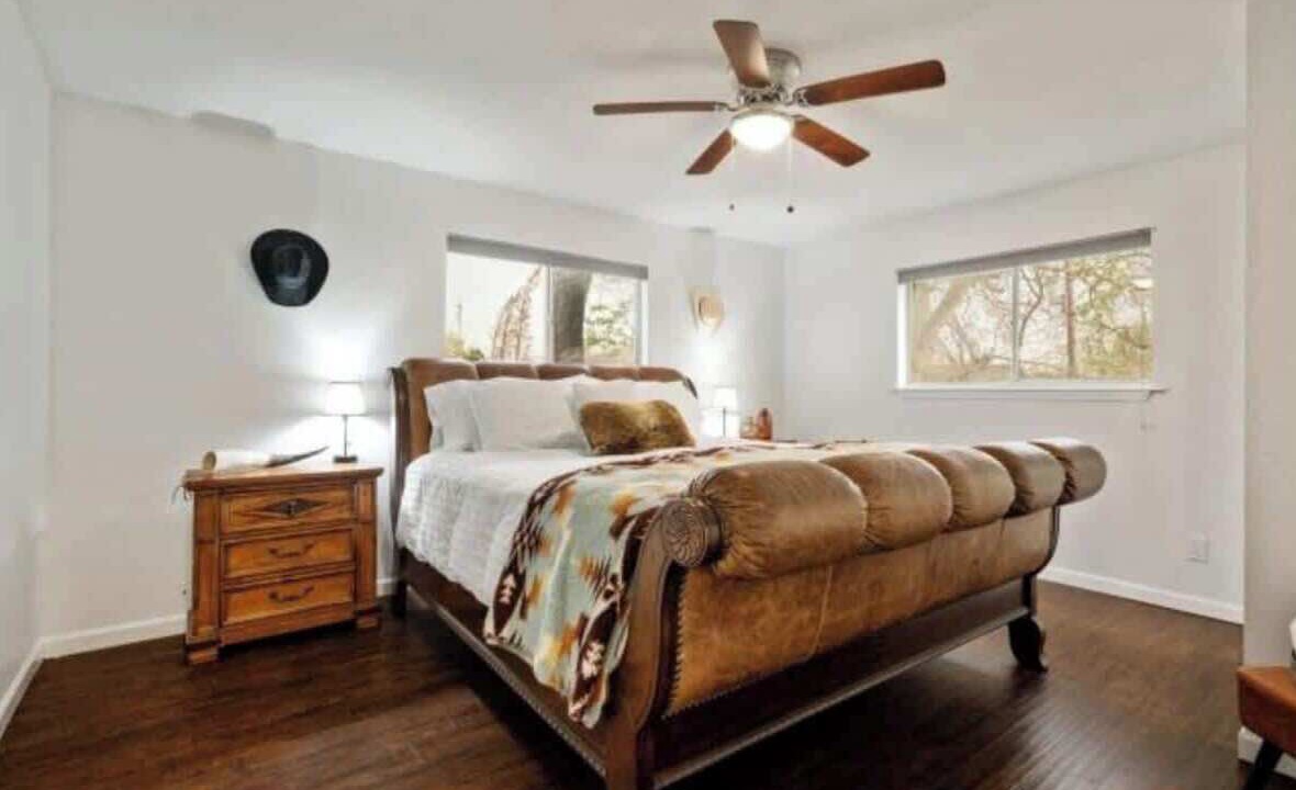 Photo of Bedroom in Highland Park