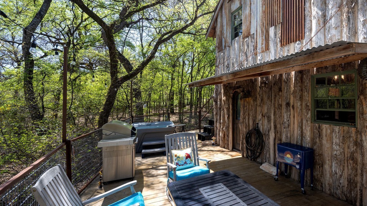 Photo of Patio Balcony in Dennis