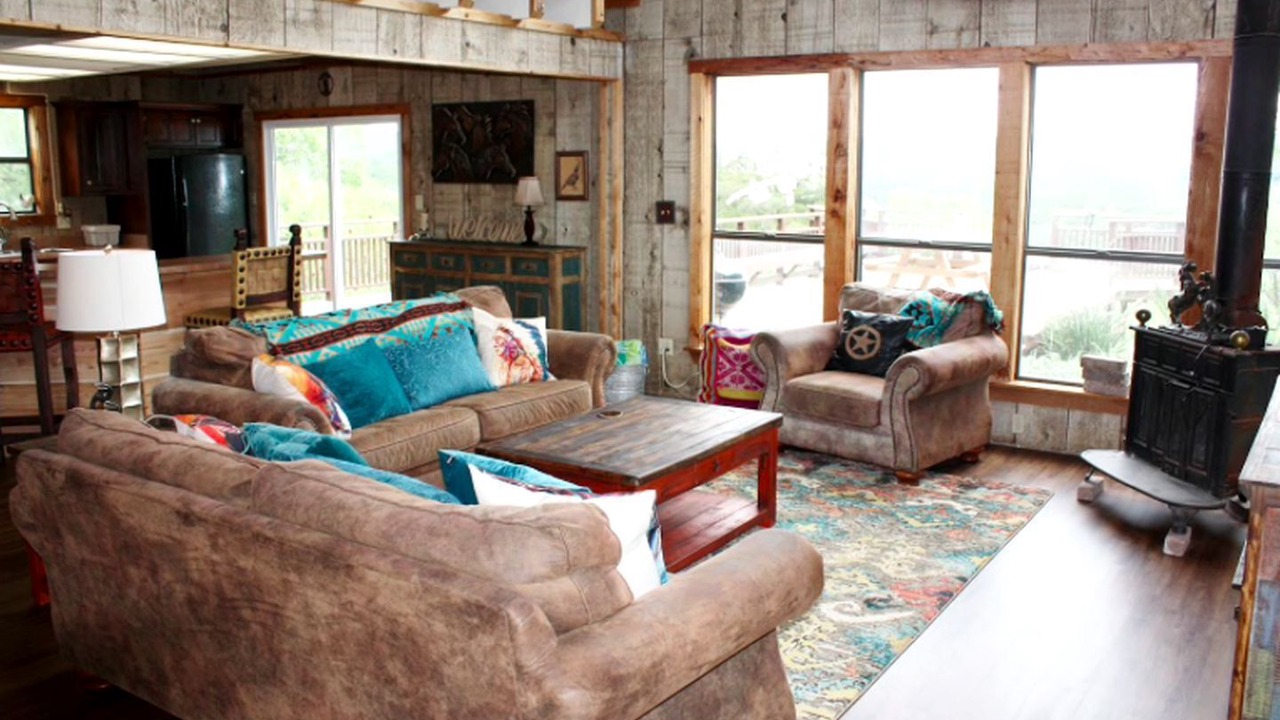 Photo of Livingroom in Pipe Creek