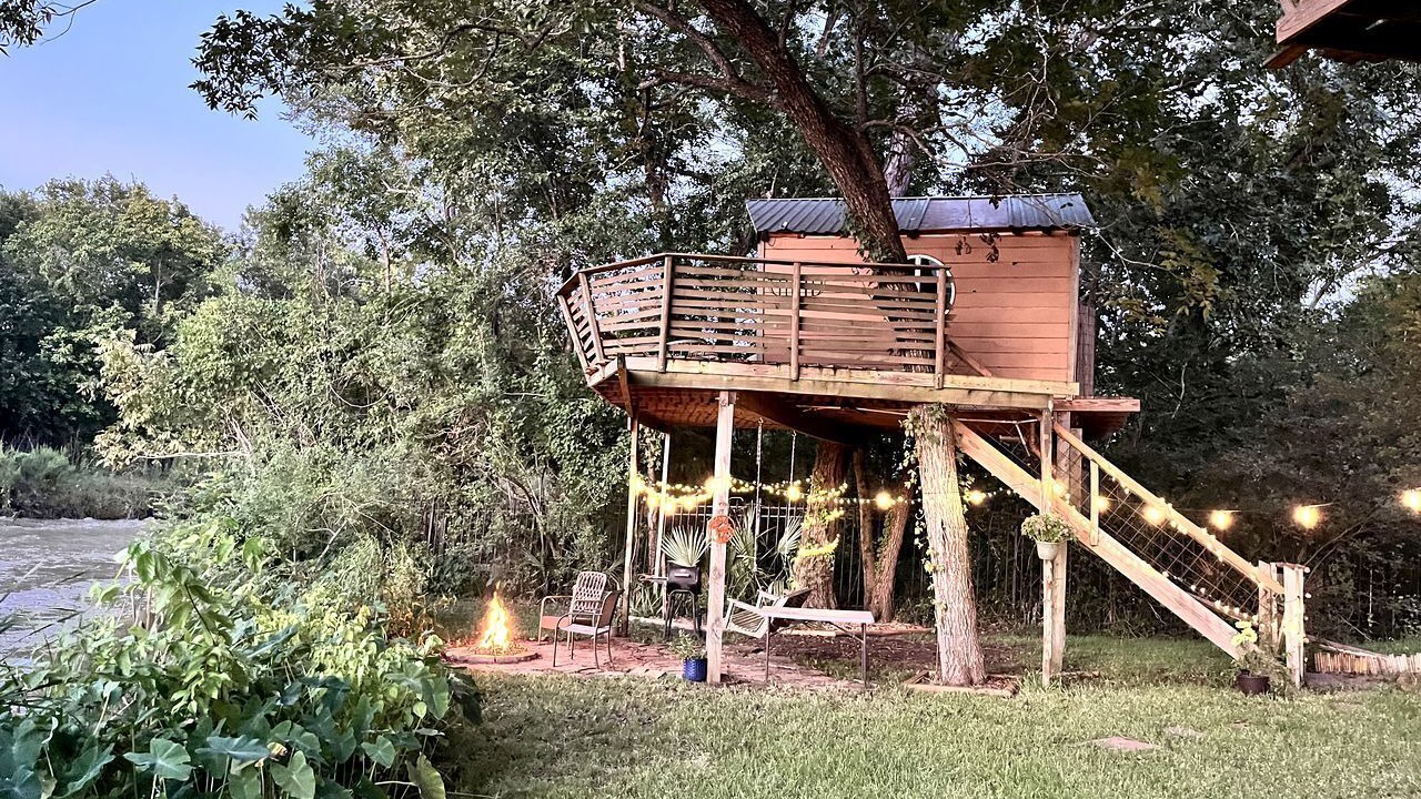 Photo of Outdoor in Willis