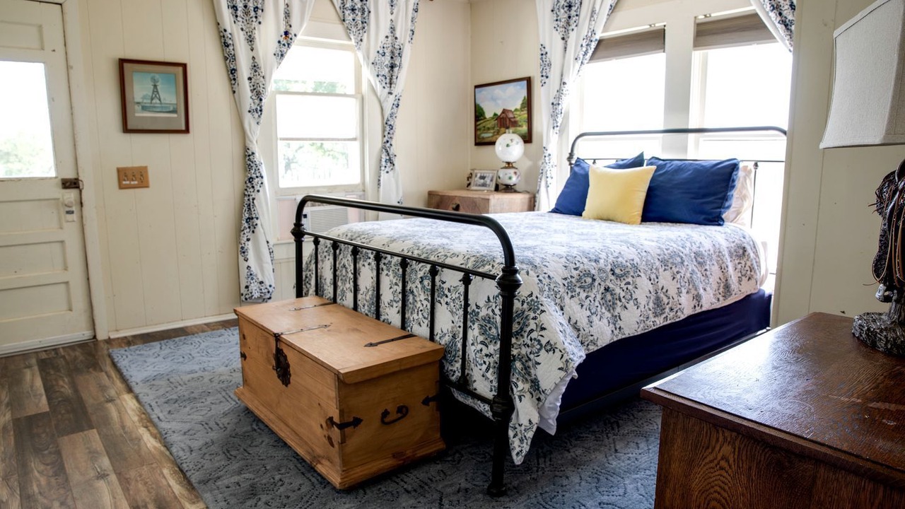 Photo of Bedroom in Dennis