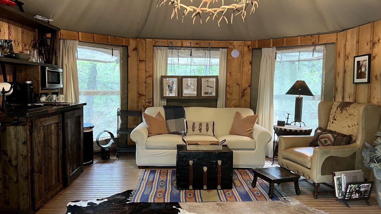 Photo of Livingroom in Dennis