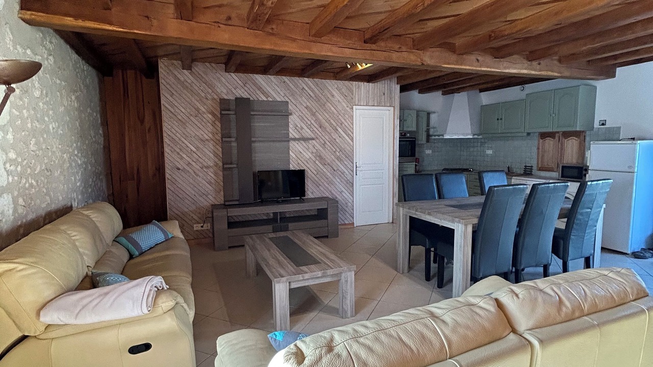 Photo of Livingroom in Saint-Vincent-de-Connezac