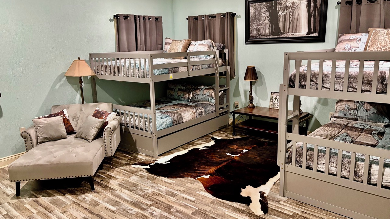Photo of Bedroom in Mittie
