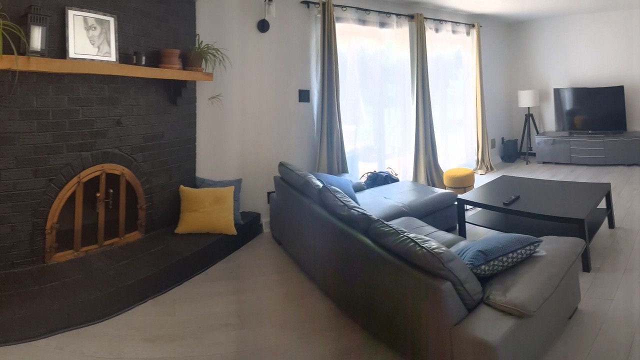 Photo of Livingroom in Sainte-Julie