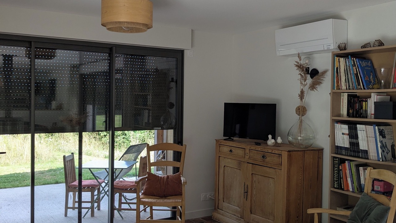 Photo of Others in Bransles